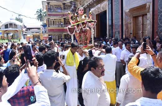 Mangalore dasara bigins